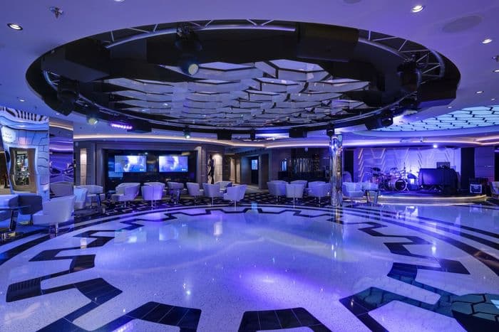 MSC Cruises MSC Meraviglia Meraviglia Bar & Lounge 2.jpg